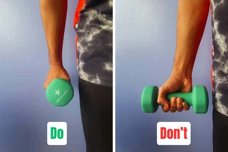 Dumbbell Hammer Curl Common Mistake