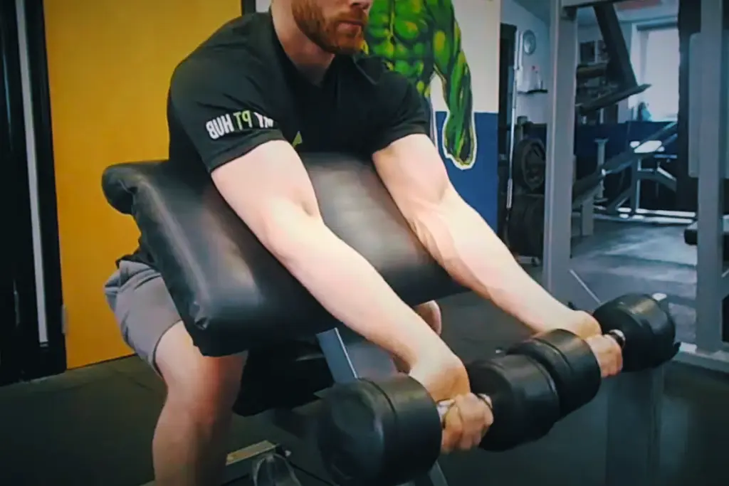 Dumbbell Preacher Curl